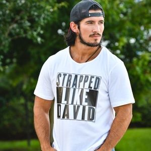 Men WhiteStrapped Like David tee